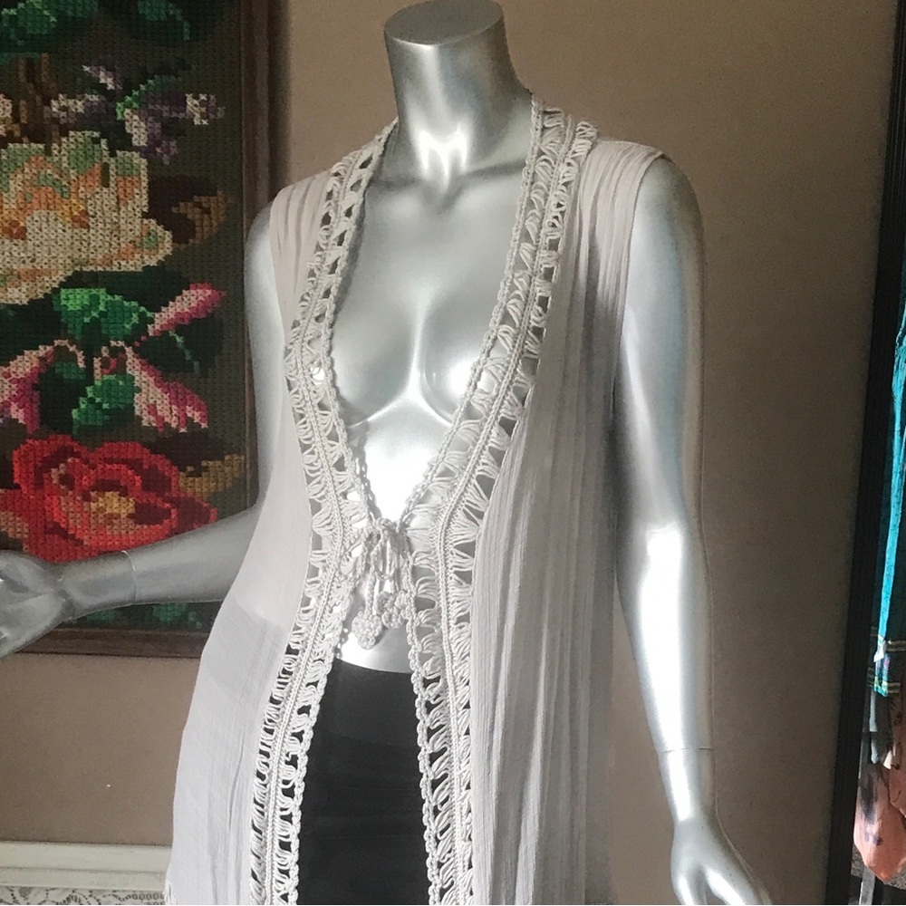 Small Medium Women’s Open Front Crochet Tie Waist Cardigan Vest Taupe Flowing - Picture 3 of 15